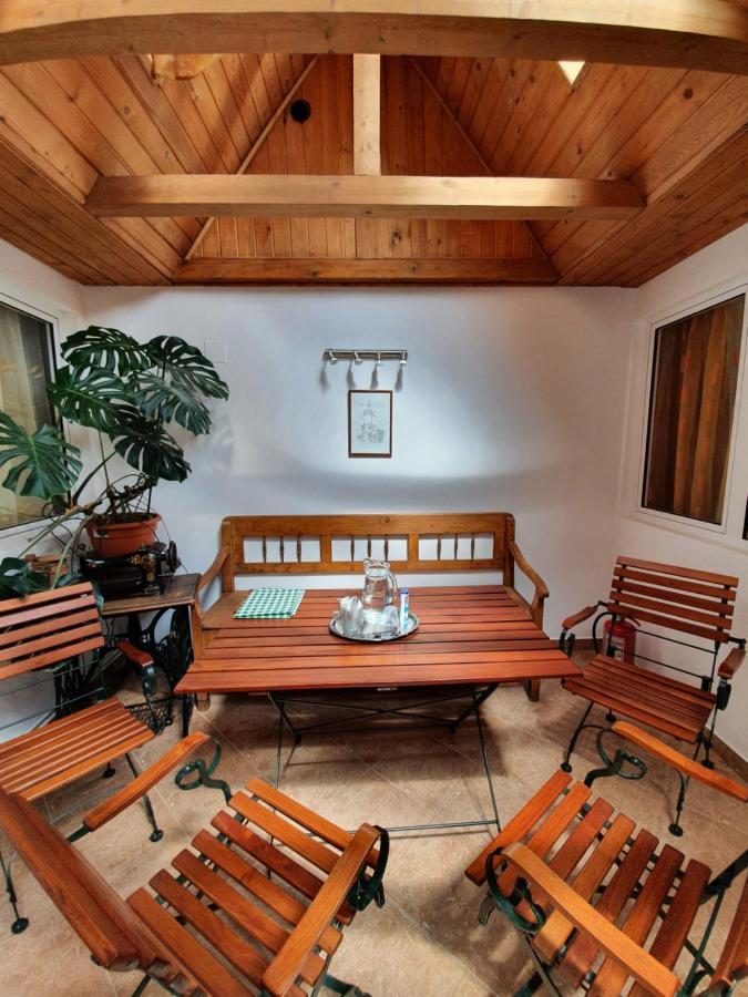 Отель Casa Terezia Брашов Экстерьер фото